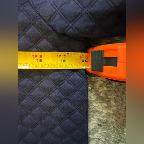 J. Crew Navy Quilted Hoodie size M (SKU K134) - Picture 8 of 10